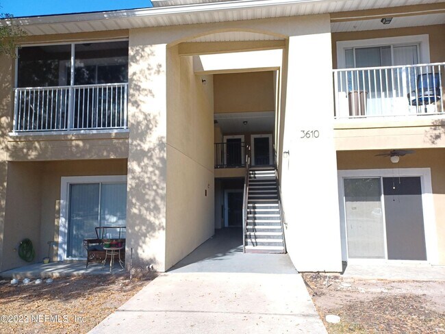 Photo - 2 BR 2 BA Condo COMING SOON! Unidad 12