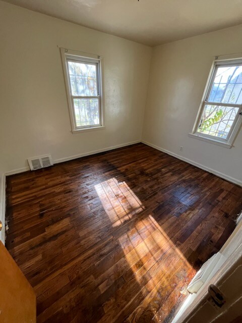 Photo - 314 W Ridgeway Ave