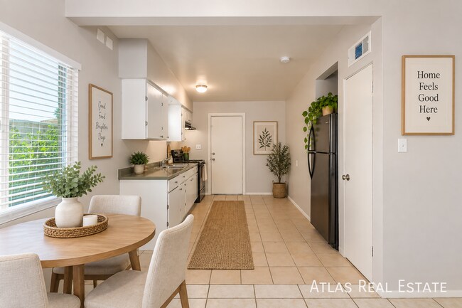 Photo - 2124 W Turney Ave
