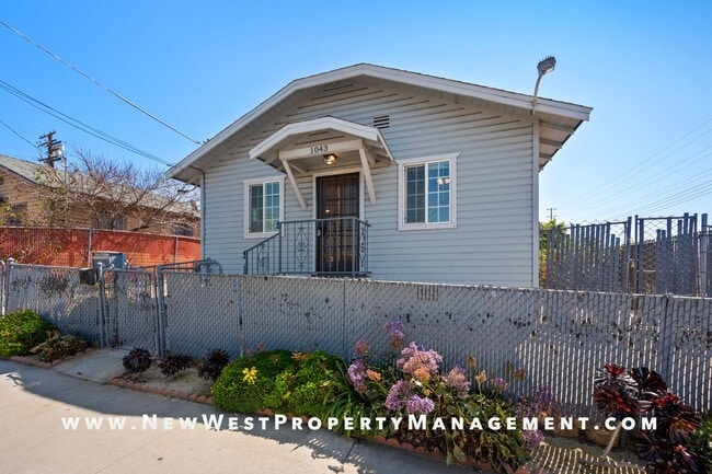 Photo - Charming Barrio Logan 2 Bedroom, Available Now! Unit A