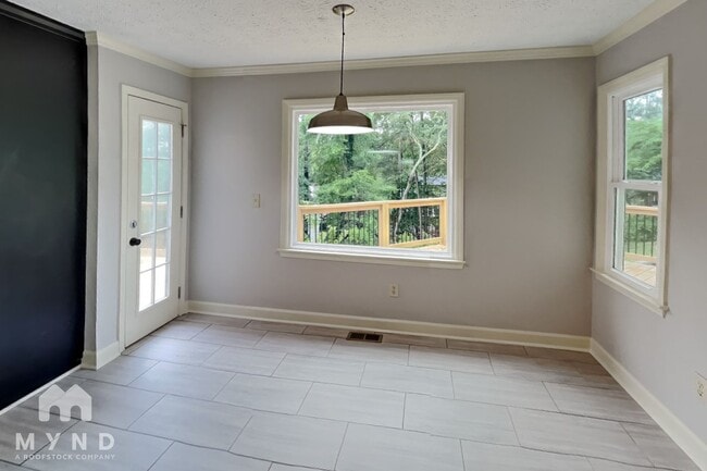 Photo - 4915 Willow Ln