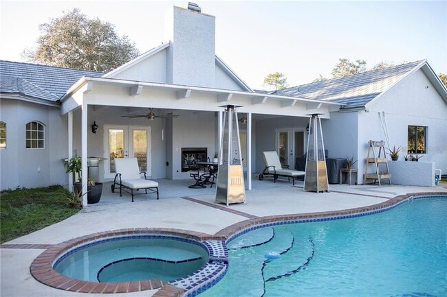 Photo - 610 Tina Ln