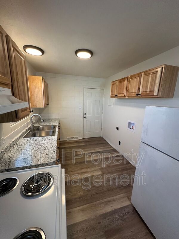 Photo - 908 31st Ave