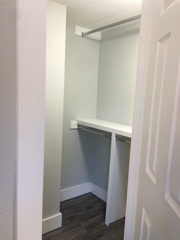 Photo - 624 W 37th St