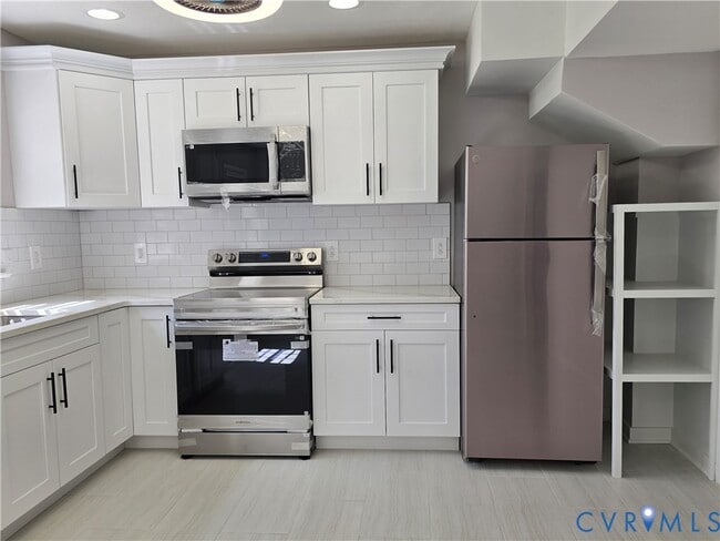 Photo - 419 Airycrest Dr