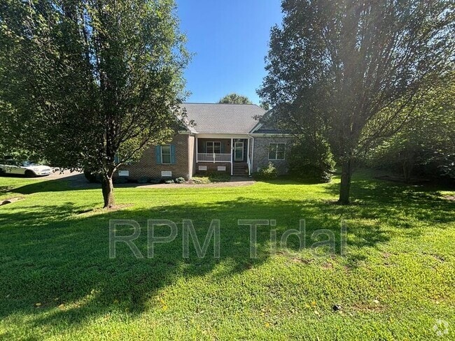 Building Photo - 4905 Burnley Dr Rental