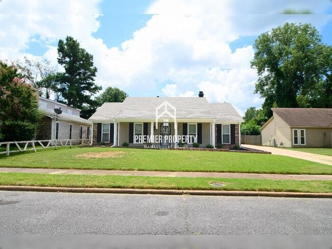 Photo - 195 Sullivan Dr House
