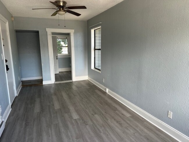 Photo - 306 Taylor Ave Unidad Apt B