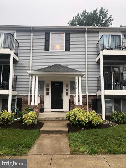 Building Photo - 3500 Kingsley Ct Unit M Rental