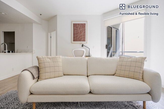 Photo - 8600 Burton Way Unidad FL2-ID1314