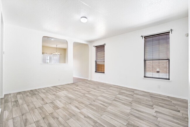Photo - 3 Bedroom/2 Bath Alamo Ranch Subdivision