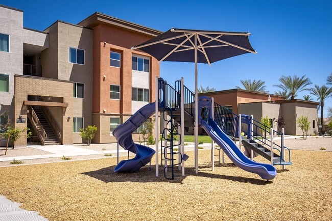 Estrella Springs at Canyon Trails