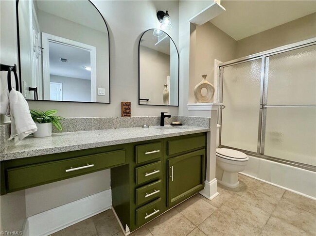 Photo - 5115 Lawndale Dr