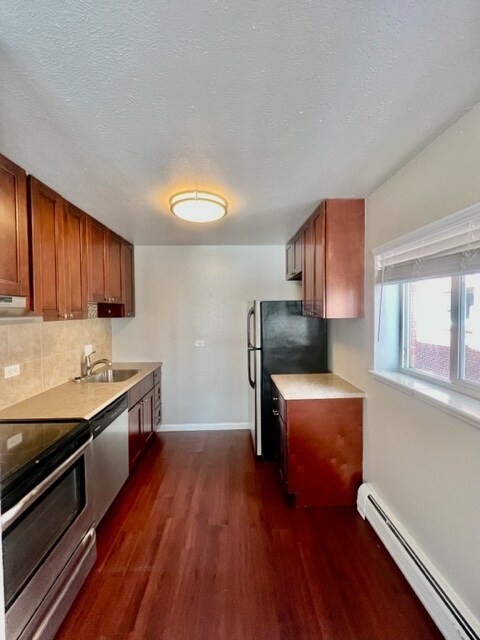 Photo - 1345 Monroe St