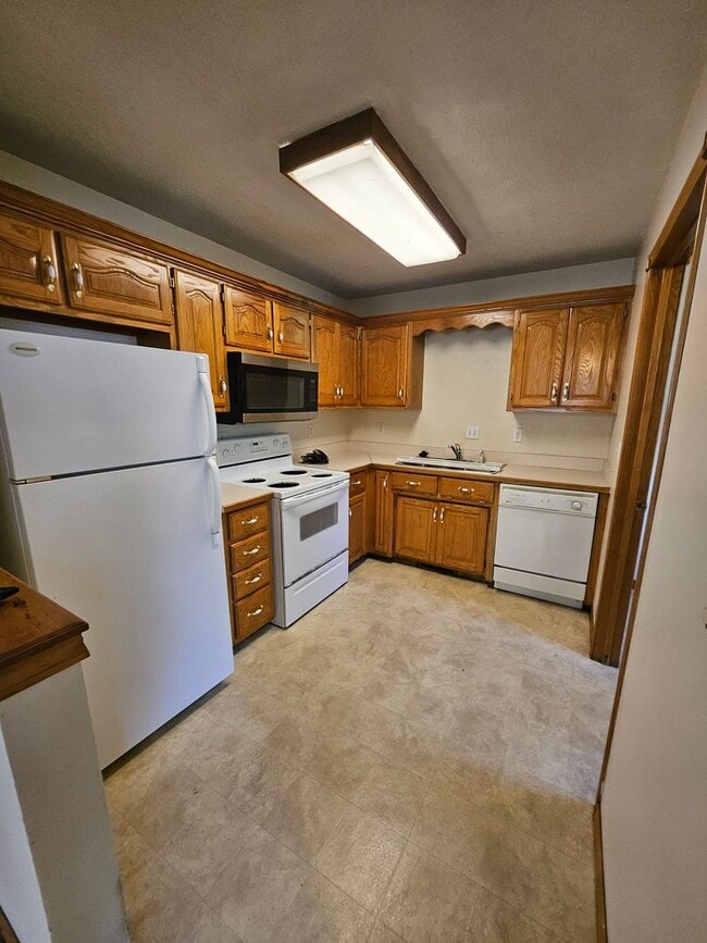 Photo - 2 Bedroom 2 Bath House! Great Central Location!