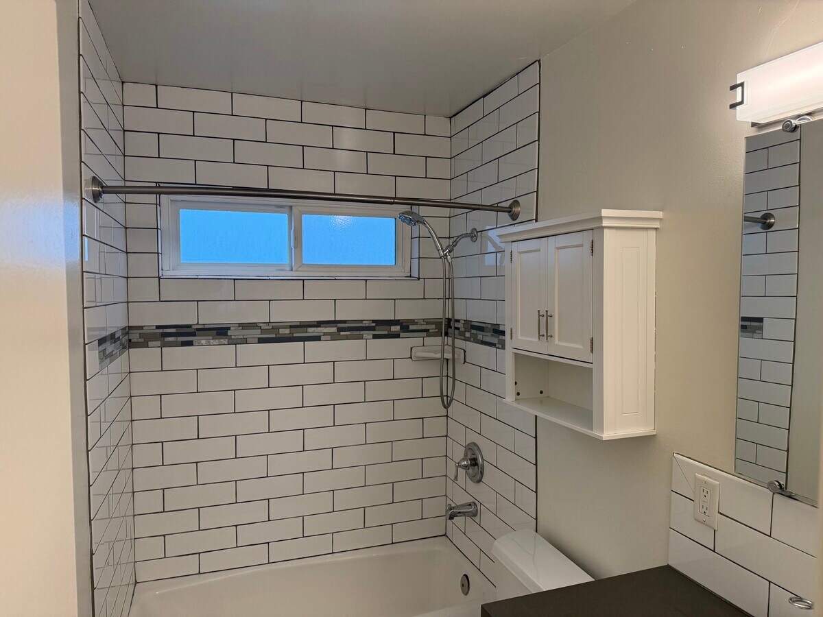 Photo - Camarillo Apartments Unit 2