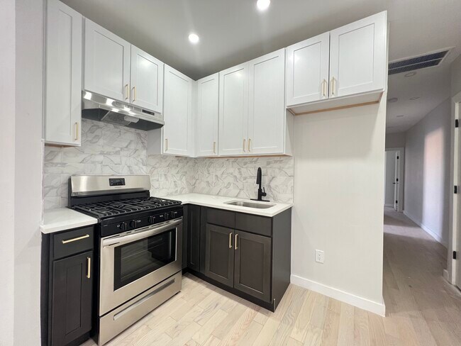 Unit 3L - 514 Orange St Apartments Unit 3L