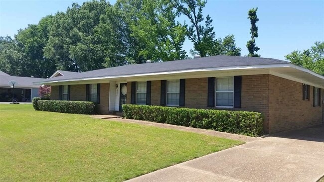 Building Photo - 8050 Neshoba Rd Rental