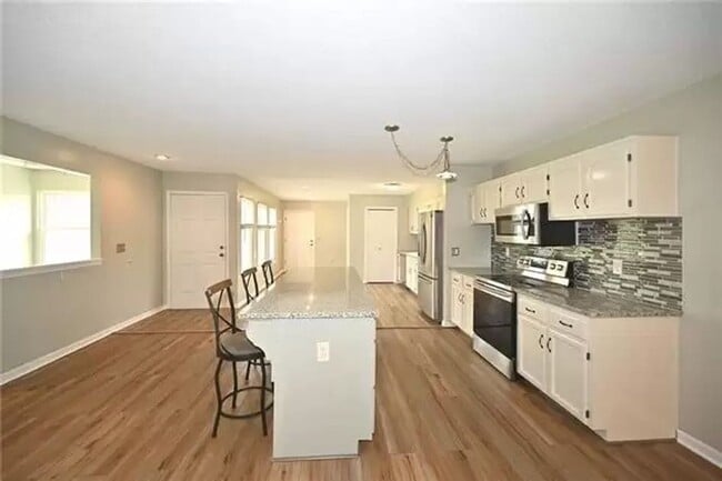 Photo - 1102 Hampton Dr