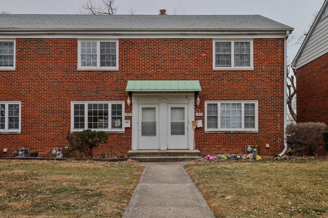 Photo - 913 N Prairie Ave Townhome