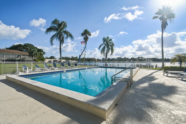 Photo - 478 Tequesta Dr Unit 210