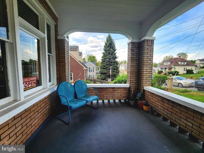 Photo - 515 Fourth St