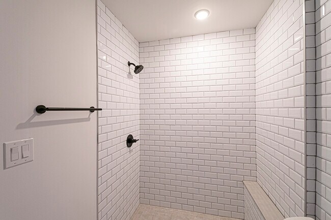 Photo - 1211 Bainbridge St