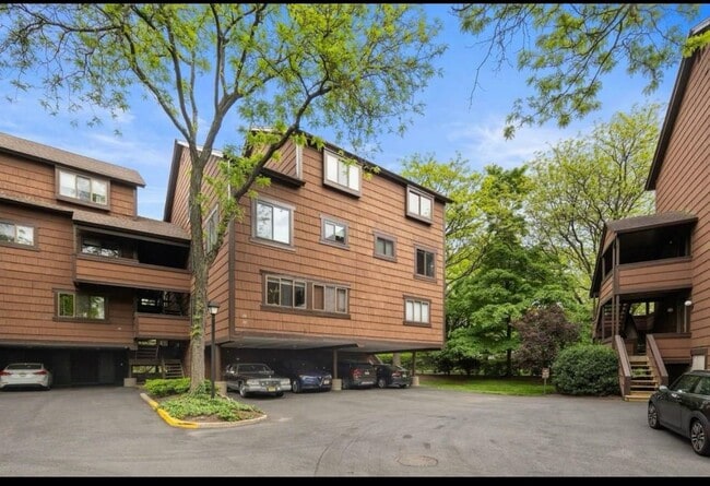 Building Photo - 27 Marina Ky Unit 27