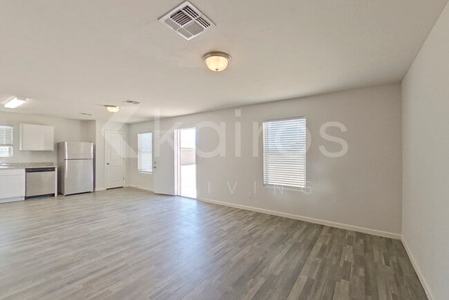 Photo - 3612 Koval Dr