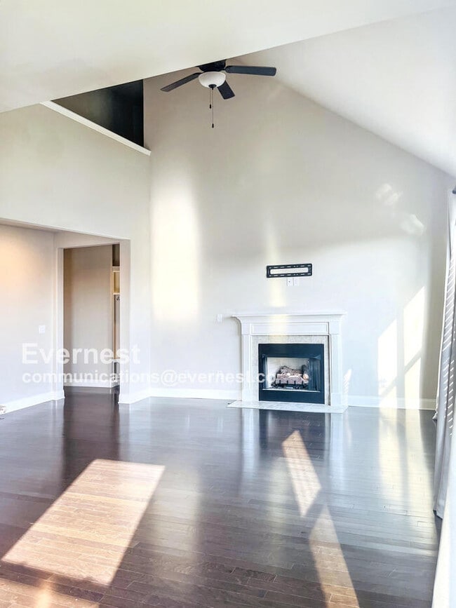 Photo - 2951 Stewart Campbell Pointe