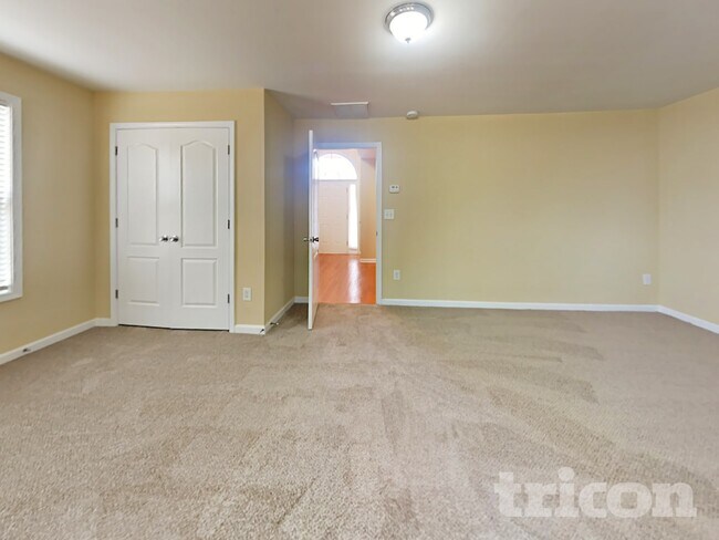 Photo - 276 Hawken Trail