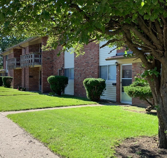Building Photo - Sherman Village Rental