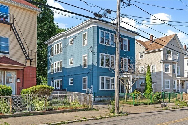 Photo - 266 Sayles Ave Unit 2