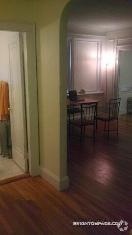 Building Photo - 100 Kilsyth Rd Rental