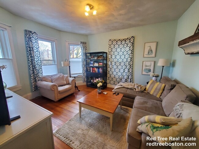 Photo - 72 Marshall St Unit 1