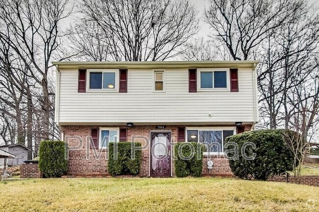 Building Photo - 7422 Parkwood St Rental
