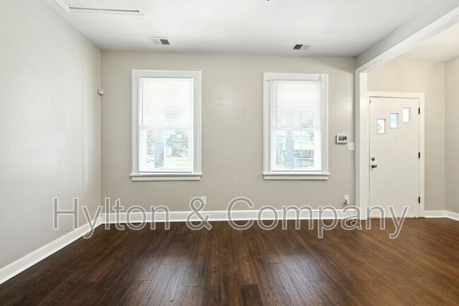 Photo - 1718 N 21st St