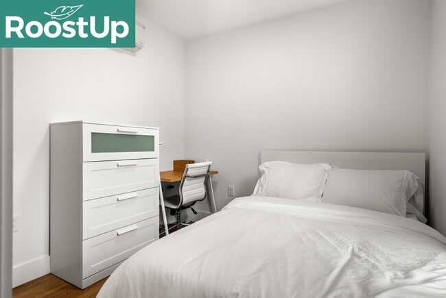 Photo - New RoostUp Furnished Private Bedroom with... Apartment