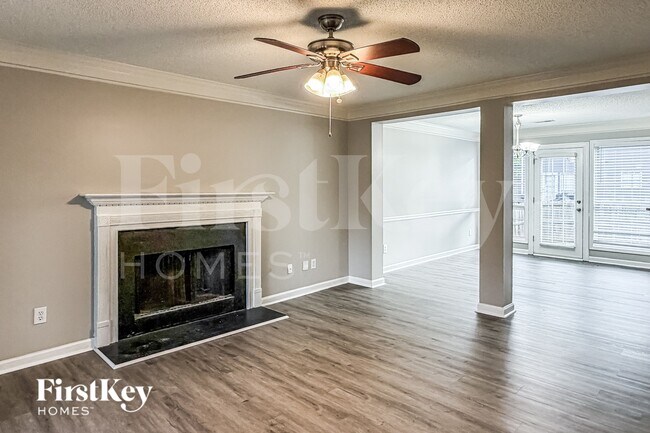Photo - 2701 Chadwick Ln NW