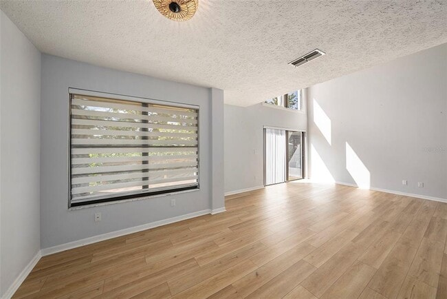 Photo - 4008 Circlewood Ct