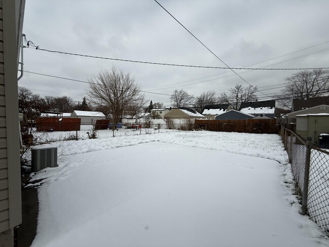 Photo - 2328 Detroit Ave