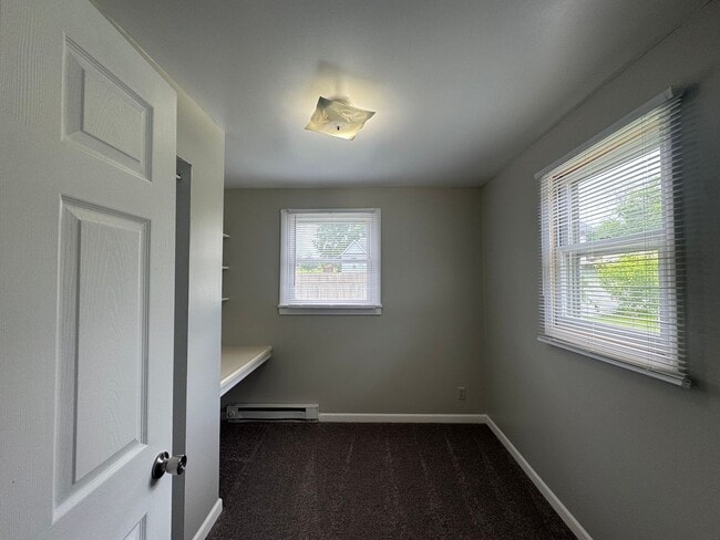 Photo - 319 E College St Unit #2