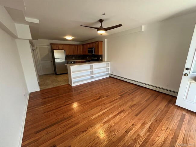 Photo - 107 Lincoln Ave Unit 3