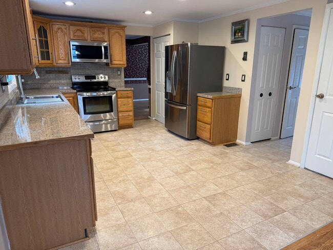 Photo - 11 Honeybell Ct