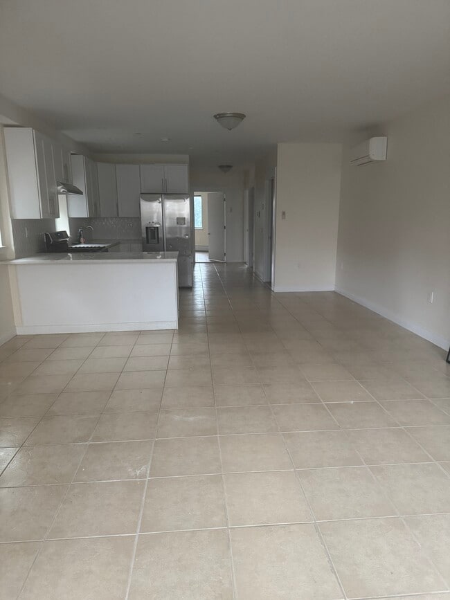 Photo - 10602 Astoria Blvd Unit 31-09 A