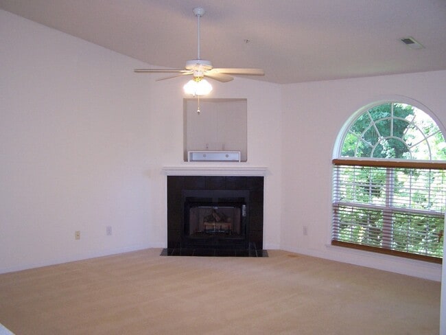Photo - 2BR/2BA condo convenient to FTCC!