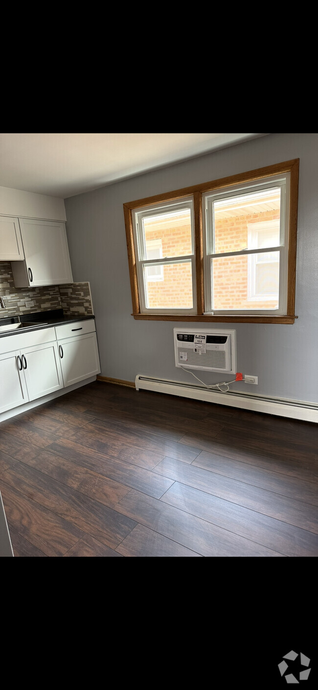 Building Photo - 4936 N Harlem Ave Rental