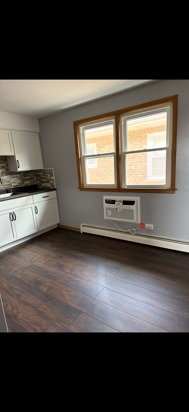 Building Photo - 4936 N Harlem Ave Rental