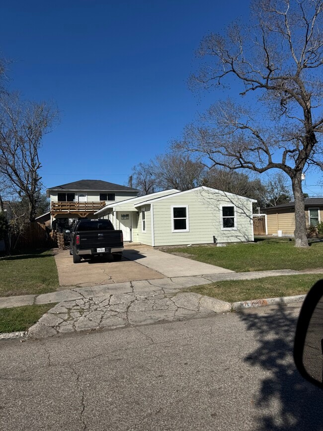 Photo - 6603 Narcissus St Unit Home