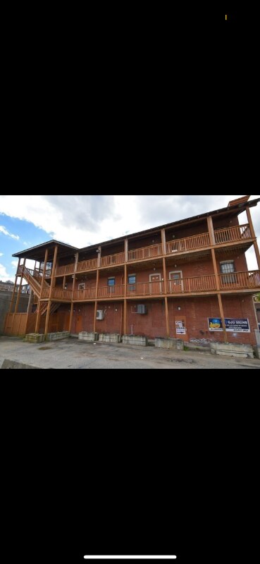 Photo - 181 Chestnut St